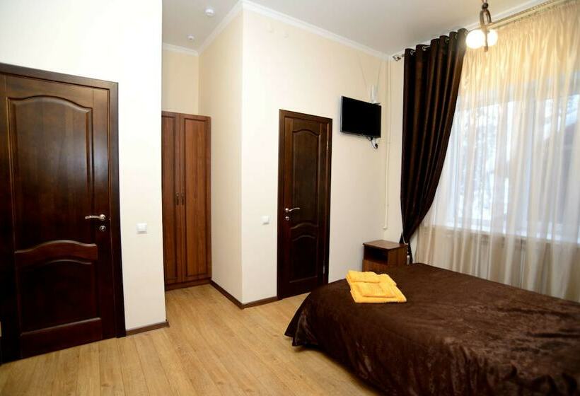 スタンダードルーム, Gold Star