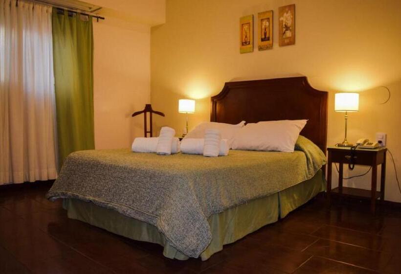 스탠다드 룸, Hernandarias