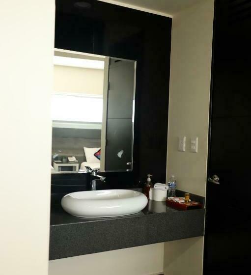 ジュニアスイート, Homesuites Malecon