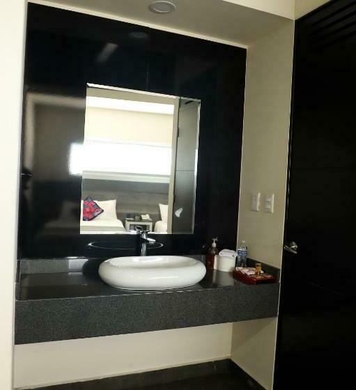 ジュニアスイート, Homesuites Malecon