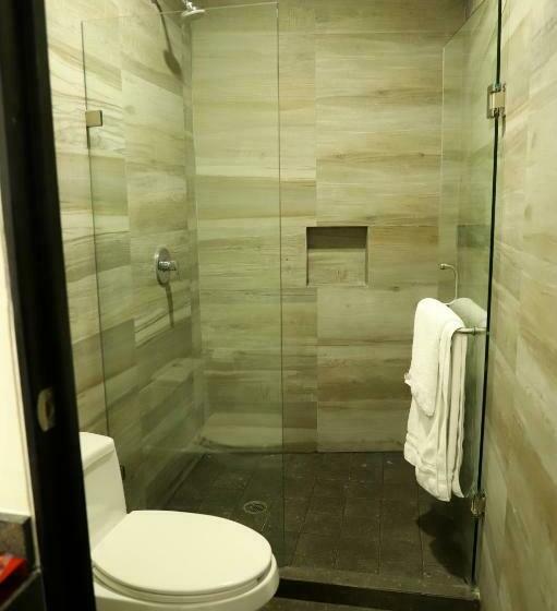 ジュニアスイート, Homesuites Malecon