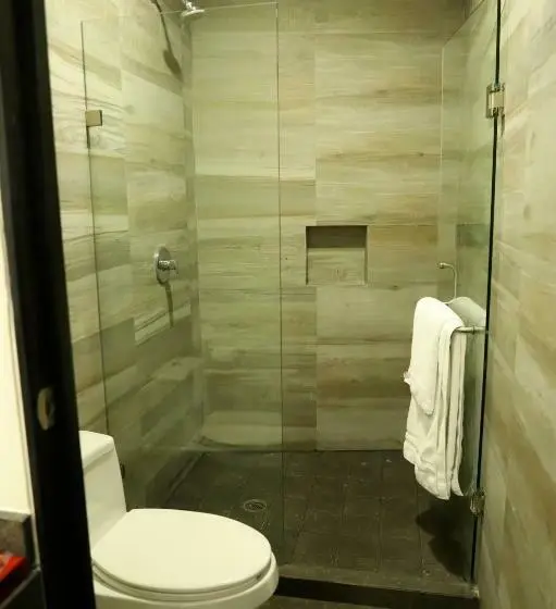 ジュニアスイート, Homesuites Malecon