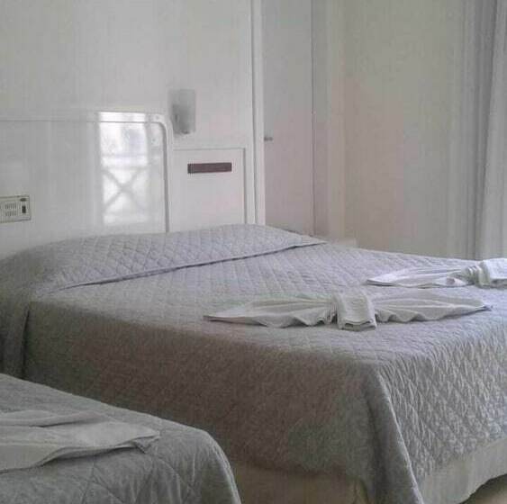 חדר סטנדרט, Kirst