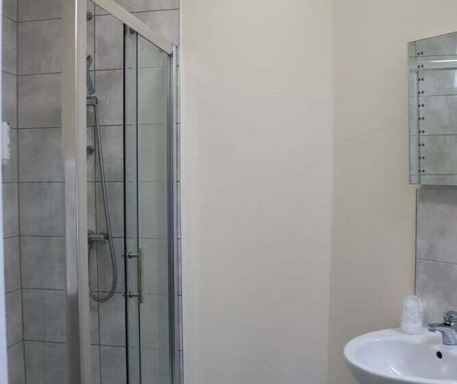 ファミリールーム, Plough