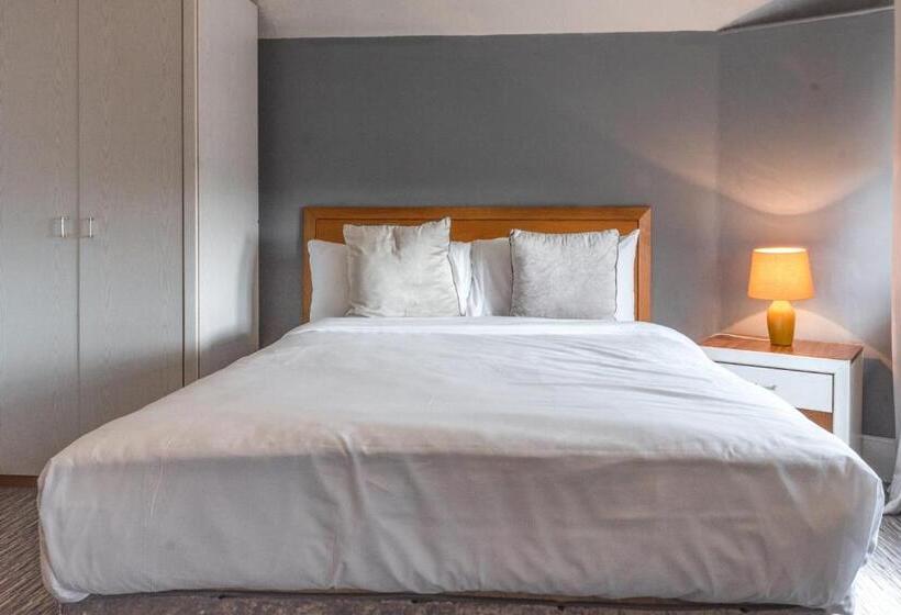 ファミリールーム, Plough