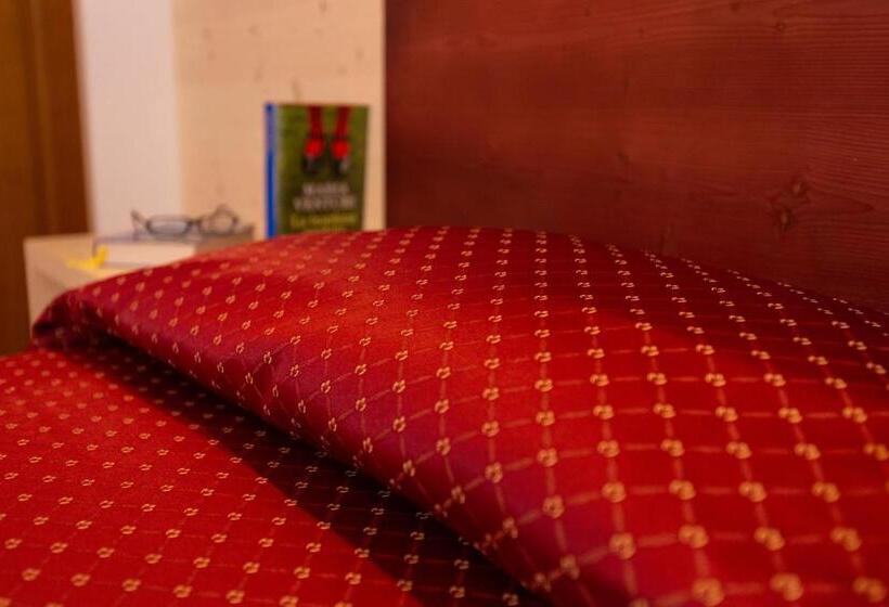 四人标准间, Residence Sirenella