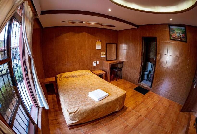 اتاق استاندارد, & Suites Posada Molina