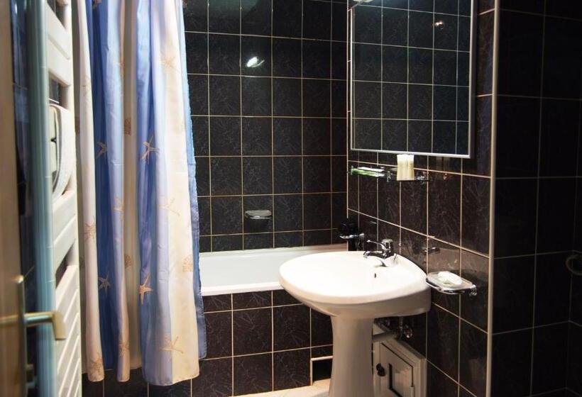 스탠다드 트리플 룸, Vila Teleconstructia