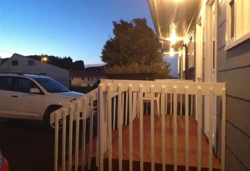 חדר סטנדרט עם מרפסת, Hôtel Motel Rocher Percé