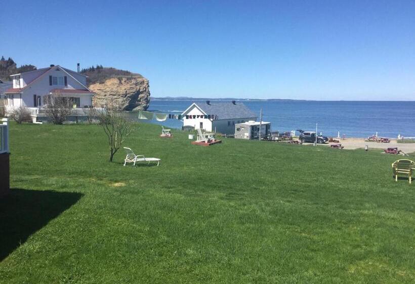 בקתה סופריור, Hôtel Motel Rocher Percé