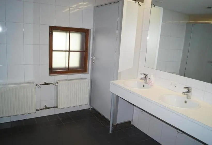 共同バス付シェアルーム, Jugendherberge Feldkirch
