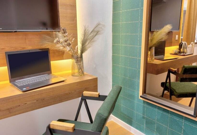 اتاق خانوادگی, Sinan Han