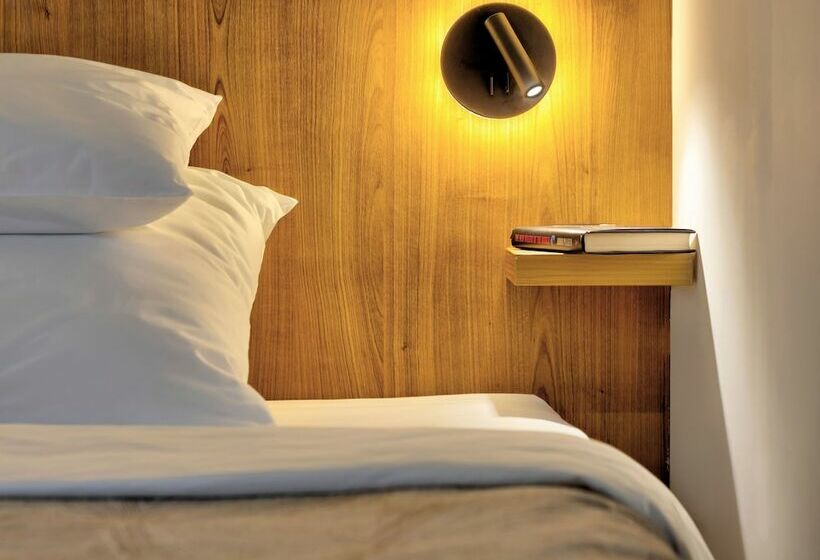 اتاق خانوادگی, Sinan Han