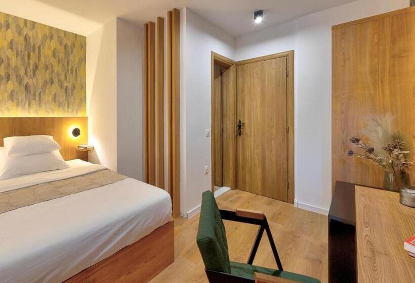 اتاق استاندارد, Sinan Han