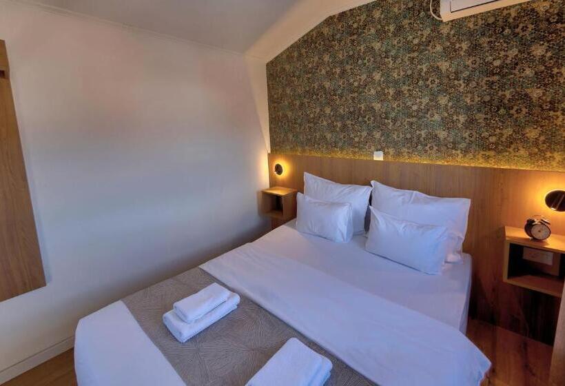 اتاق استاندارد با تراس, Sinan Han