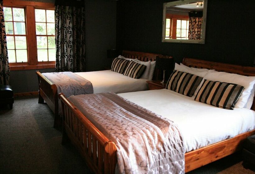 Perhehuone Puutarhanäkymä, North Kessock