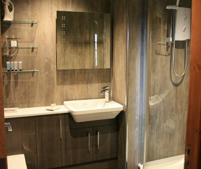 Perhehuone Puutarhanäkymä, North Kessock