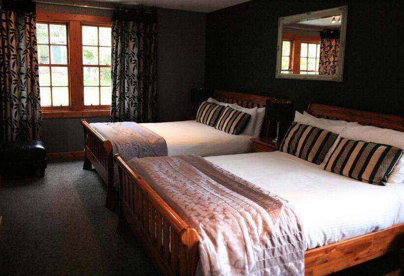 Perhehuone Puutarhanäkymä, North Kessock