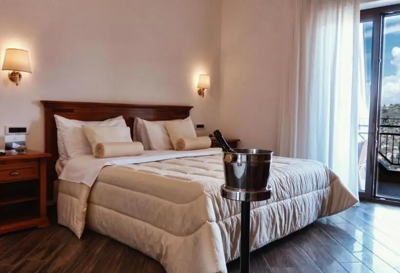 スタンダードトリプルルーム, Resort Sant Angelo & Spa