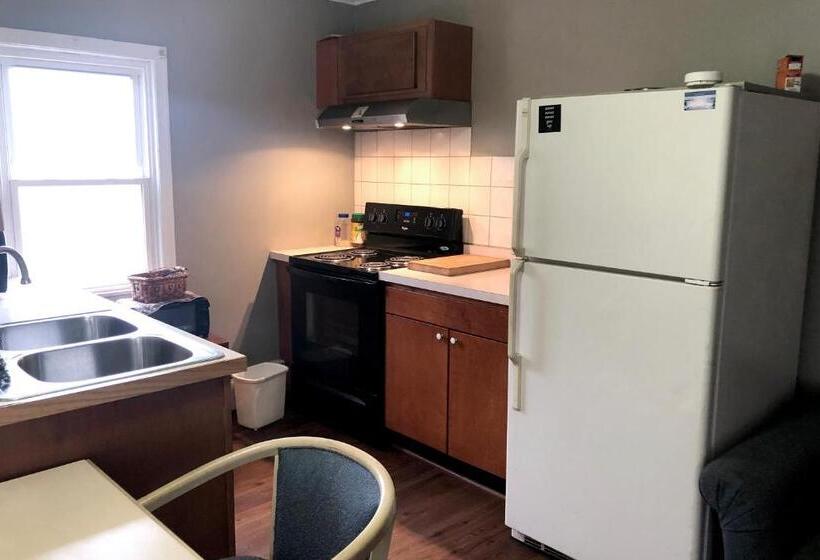 דירת חדר, OYO Starlite Seneca Falls