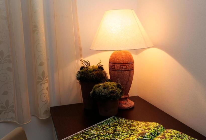 Номер Стандарт Вид на Море, Arte Casa