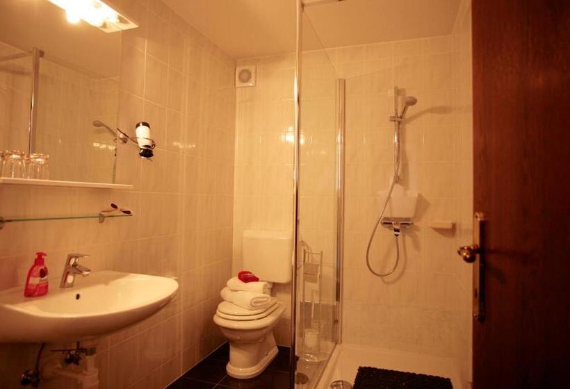 Полулюкс с Балконом, Arte Casa