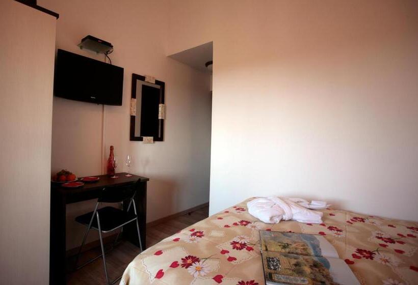 Полулюкс с Балконом, Arte Casa