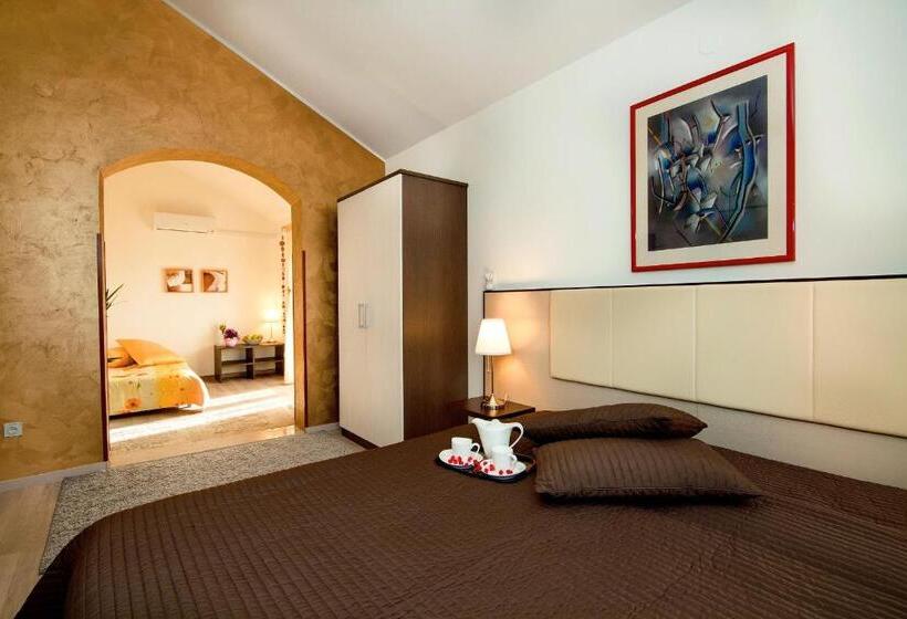 Полулюкс с Балконом, Arte Casa