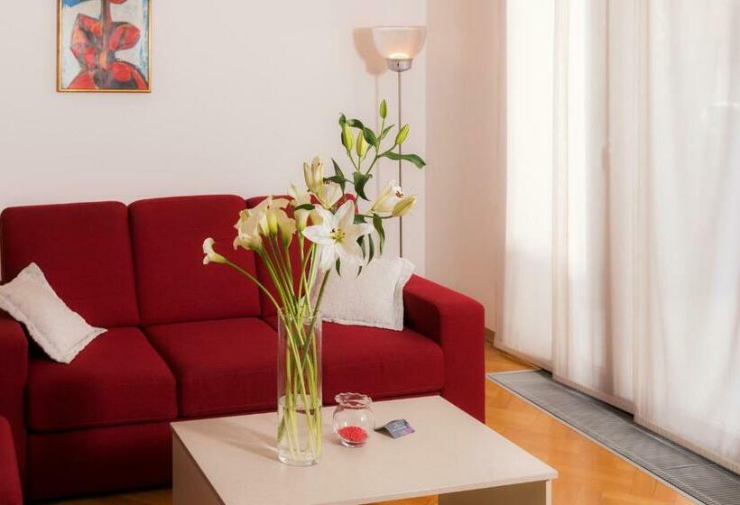 带1个卧室的公寓, Academia