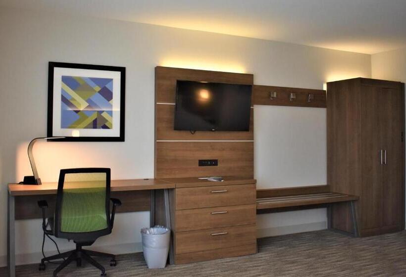 غرفة قياسية سرير كينج لذوى الإحتياجات الخاصة, Holiday Inn Express & Suites   Gettysburg, An Ihg