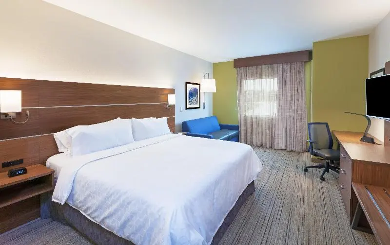 Sviitti King-vuode, Holiday Inn Express & Suites Lenexa Overland Park Area, An Ihg