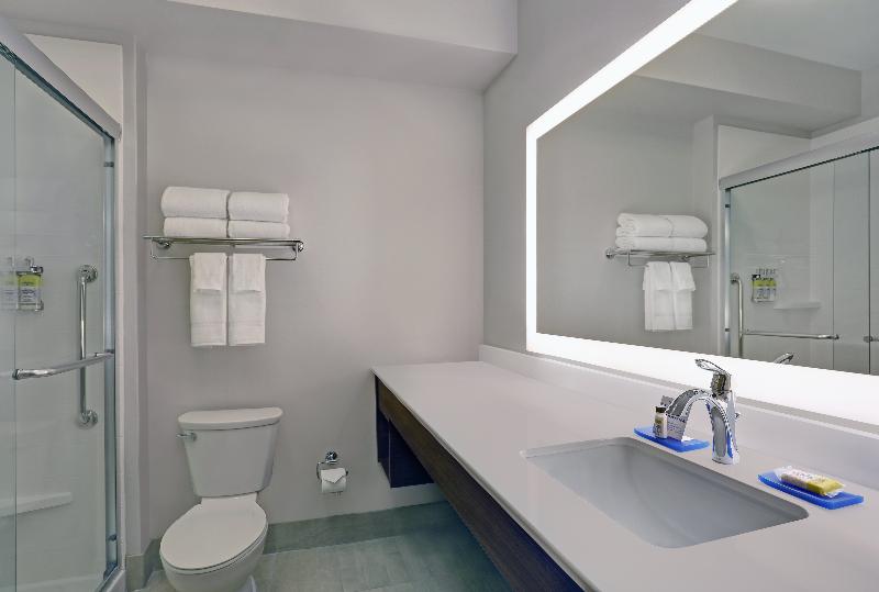 اتاق استاندارد, Holiday Inn Express & Suites   Lenexa   Overland Park Area, An Ihg