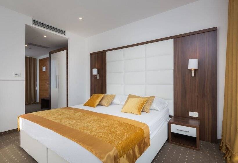 ファミリールーム, Perla