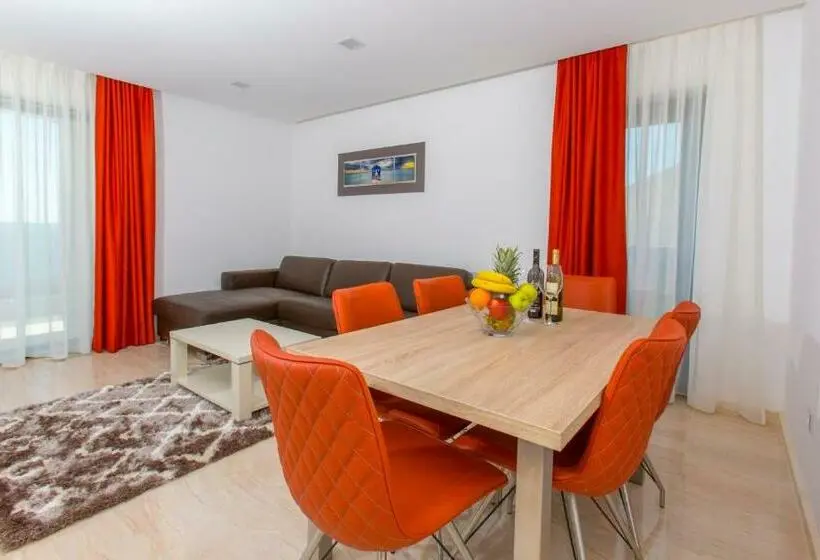آپارتمان 1 خوابه با چشم‌انداز دریا, Luxury Aparthotel