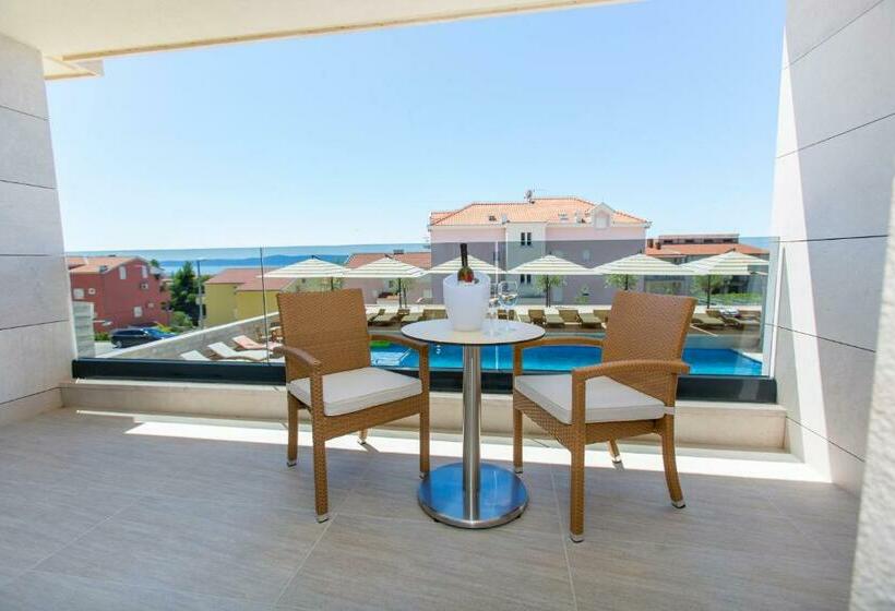 Апартаменты 1 Спальня Вид на Море, Luxury Aparthotel