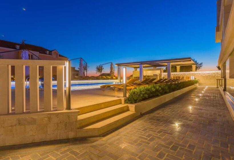 Апартаменты 1 Спальня Вид на Море, Luxury Aparthotel