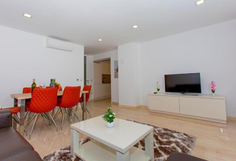 带2个卧室带海景的公寓, Luxury Aparthotel