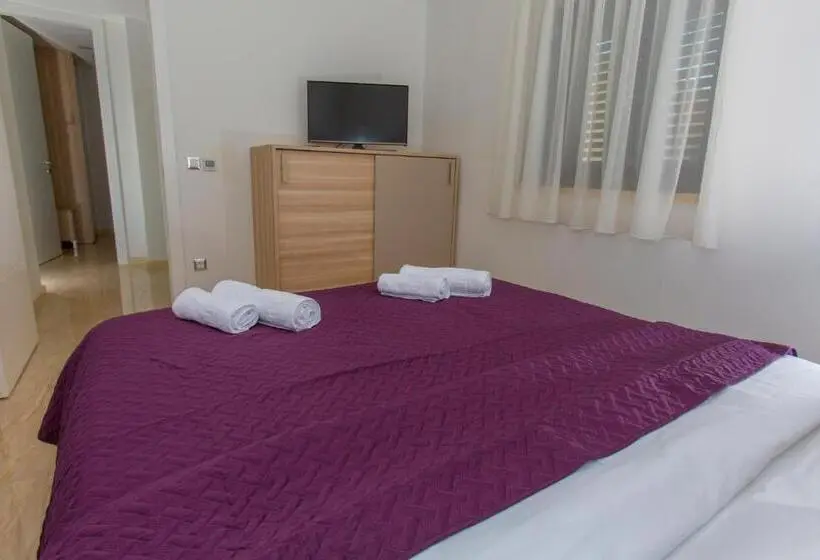 آپارتمان 2 خوابه با بالکن, Luxury Aparthotel
