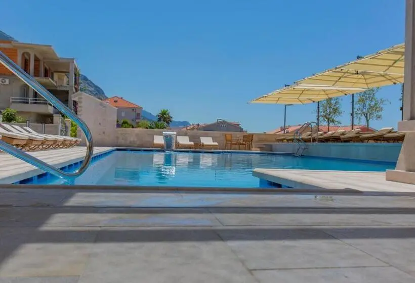 آپارتمان 3 خوابه با چشم‌انداز دریا, Luxury Aparthotel