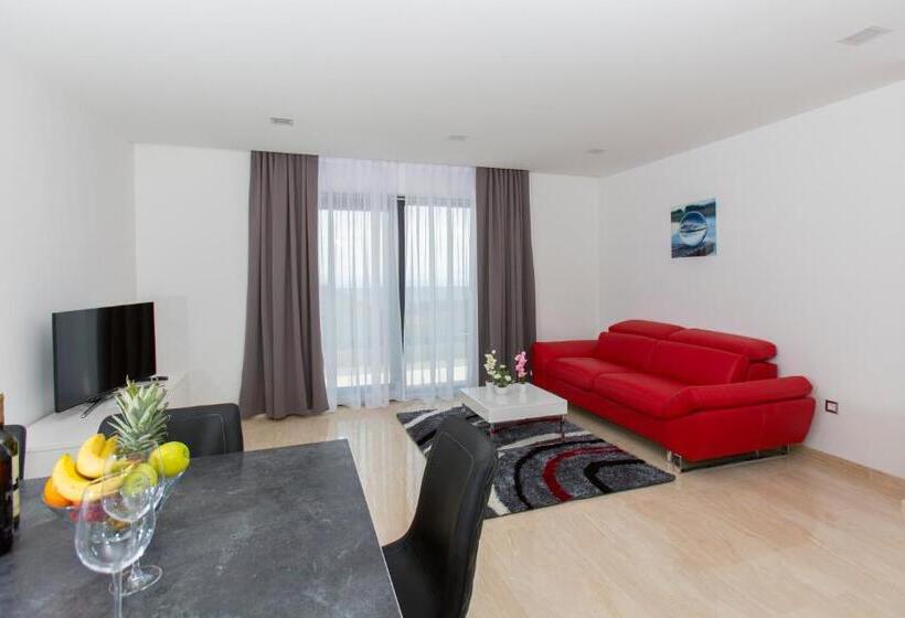 带3个卧室带海景的公寓, Luxury Aparthotel