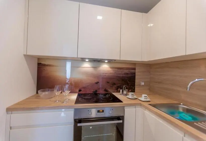 آپارتمان 2 خوابه با تراس, Luxury Aparthotel