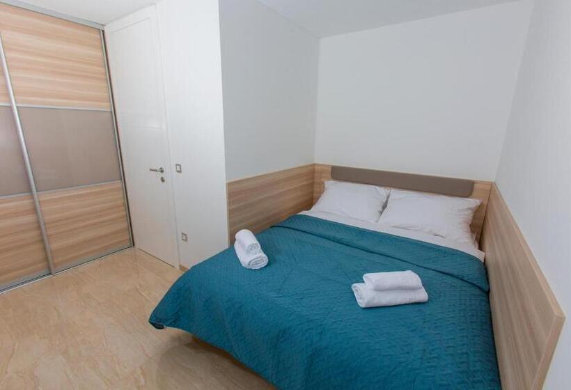 带露台两卧公寓, Luxury Aparthotel