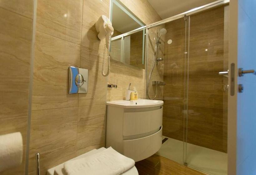 带1个卧室的带阳台的公寓, Luxury Aparthotel