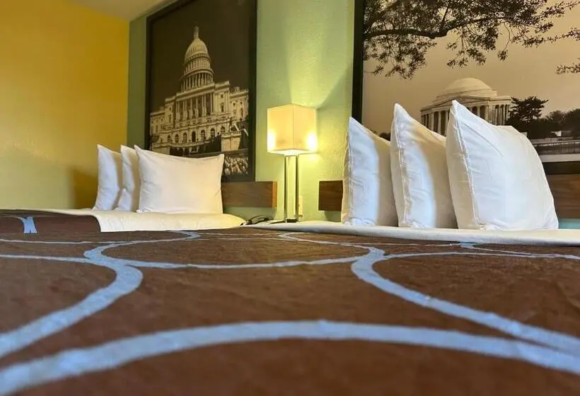 キングサイズベッドのスタンダードルーム, Super 8 By Wyndham Westend Alexandria,va Washington Dc Area
