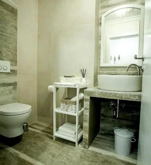 استودیو استاندارد با بالکن, Regal Residence B&b