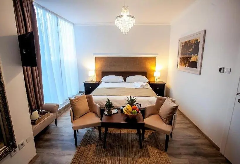 اتاق اکونومی, Regal Residence B&b