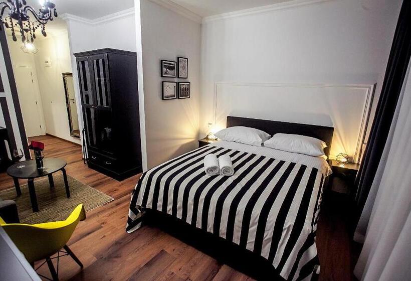 발코니 디럭스 룸, Regal Residence B&b