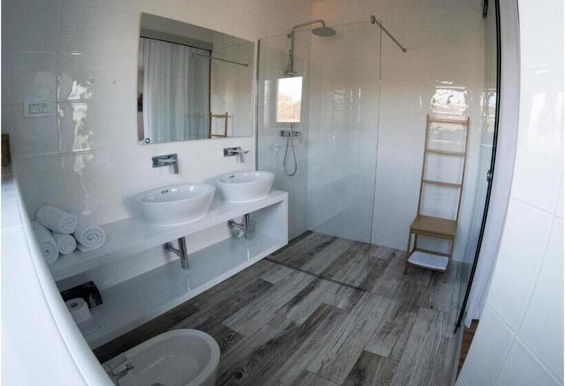 발코니 디럭스 룸, Bed&breakfast Vinarija Coner