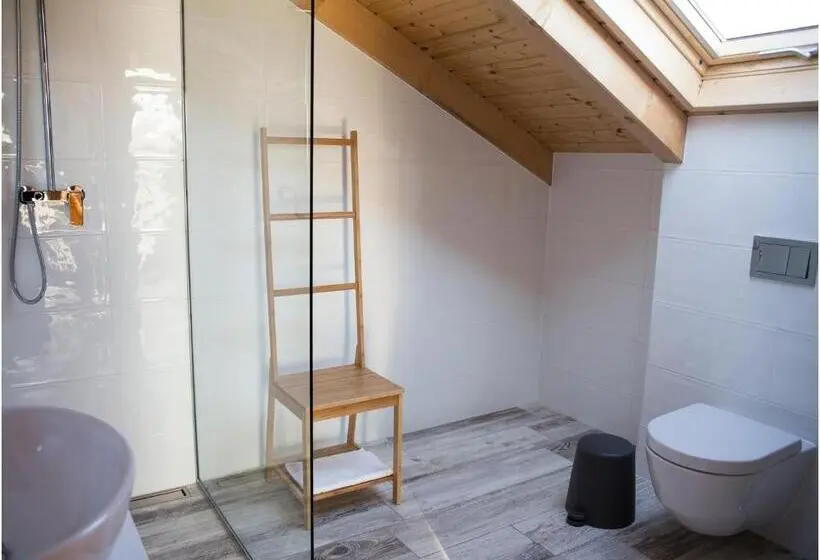 デラックスルーム, Bed&breakfast Vinarija Coner