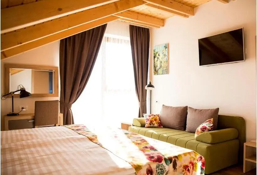 デラックスルーム, Bed&breakfast Vinarija Coner